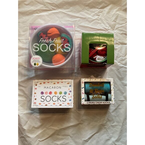 Mixed Lot Accessories - Women's 17-Pair Mixed Socks Gift Box Set - Decorative Themed, New in Box